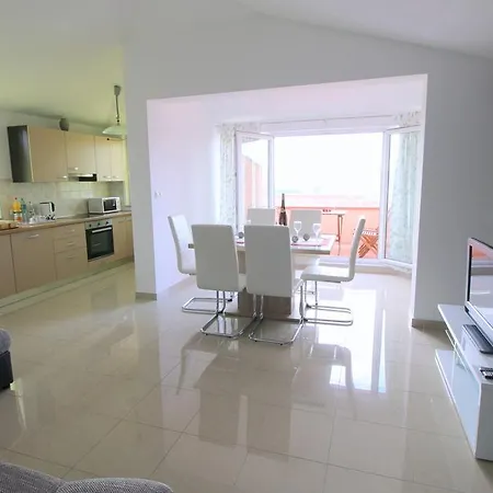 Apartment Lucefinka