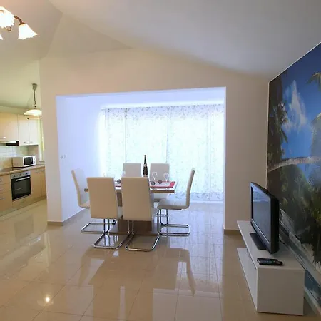 Apartment Lucefinka