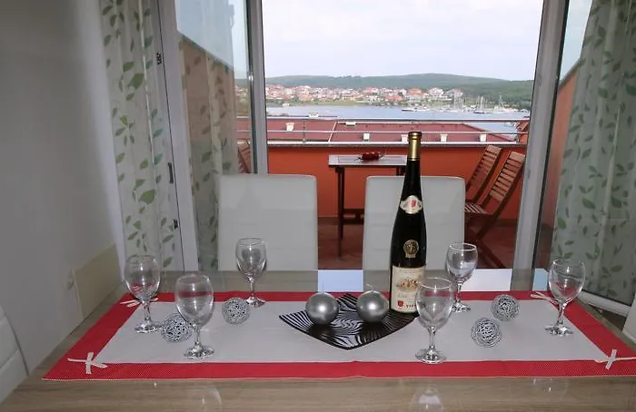 Lejlighed Lucefinka Banjole